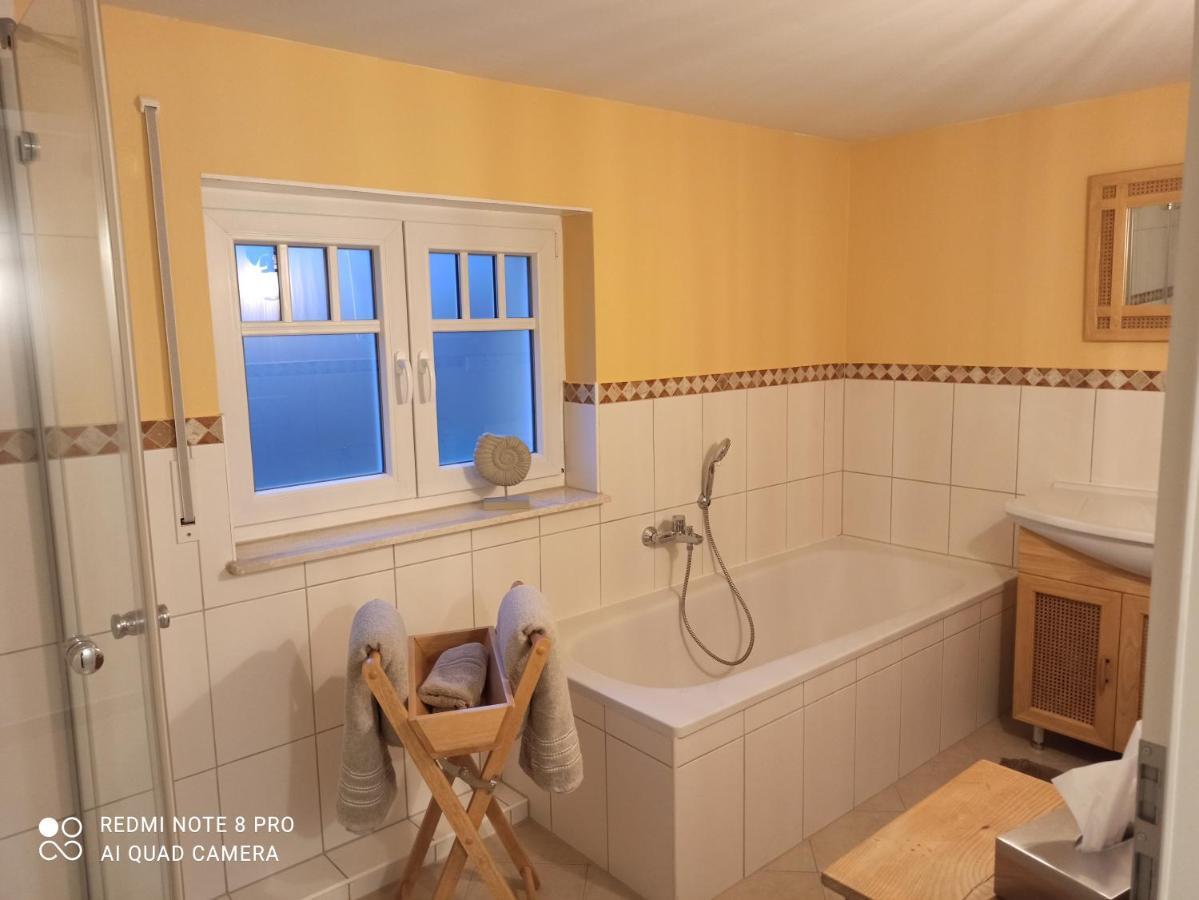 Schoene 77Qm Wohnung In Gehobener Lage Direkt Am Wald Rodenbach  Exterior foto